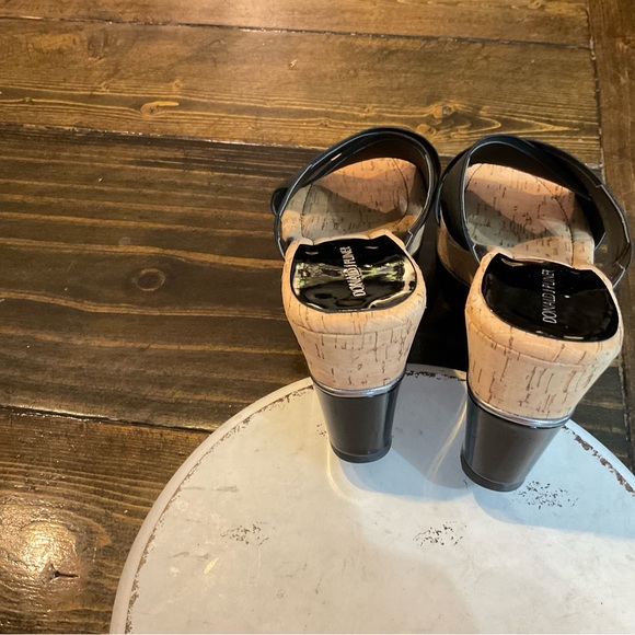 Donald J. Pliner Black and Tan Women's Sandals - Picture 4 of 6